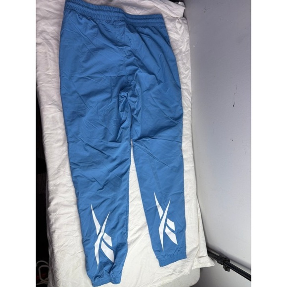 Reebok Classics Vector Track Size Medium - image 1